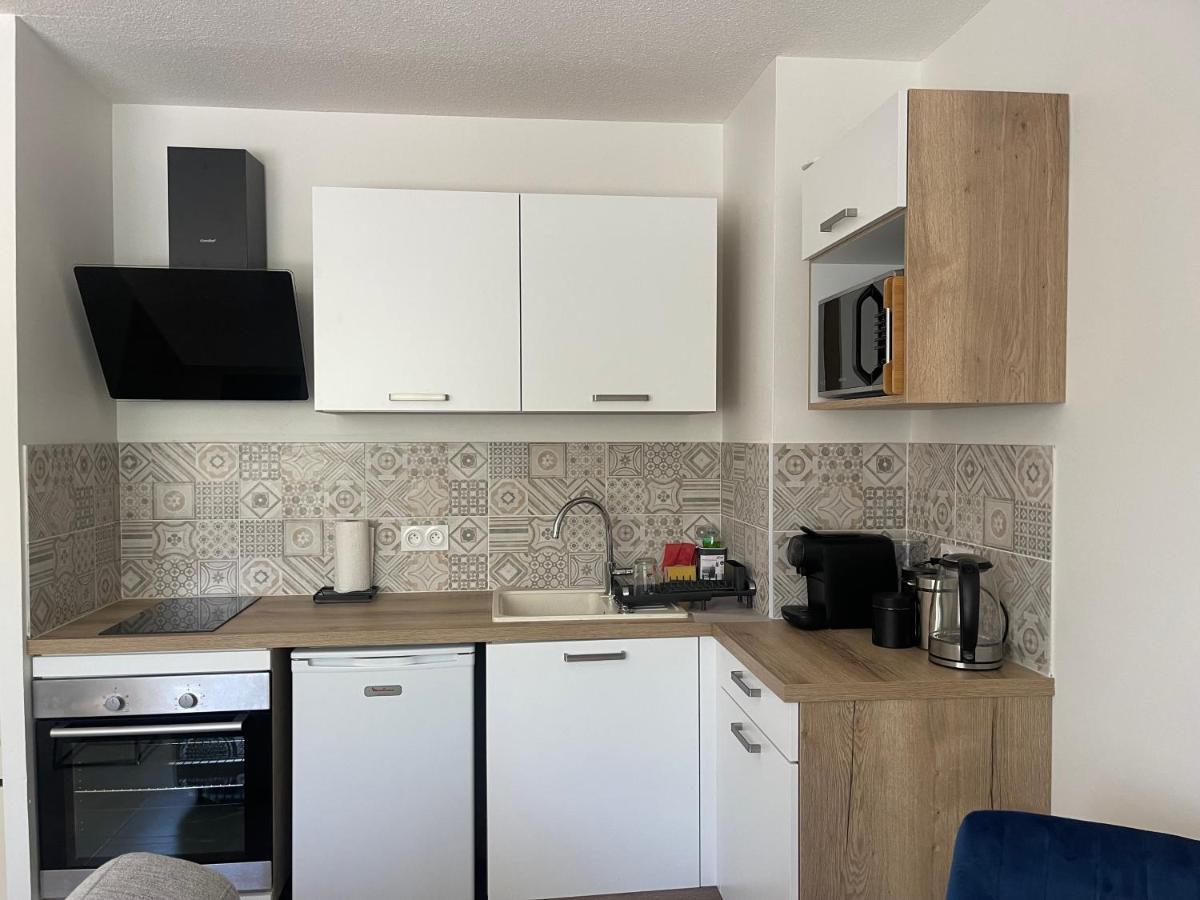 Au Calme Proche Centre-Ville, Studio Renove Avec Equipements Neufs Et Parking Prive 가프 외부 사진